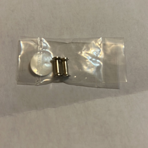 Steel Screw Back Stainless Steel Tunnels - Picture 3 of 4